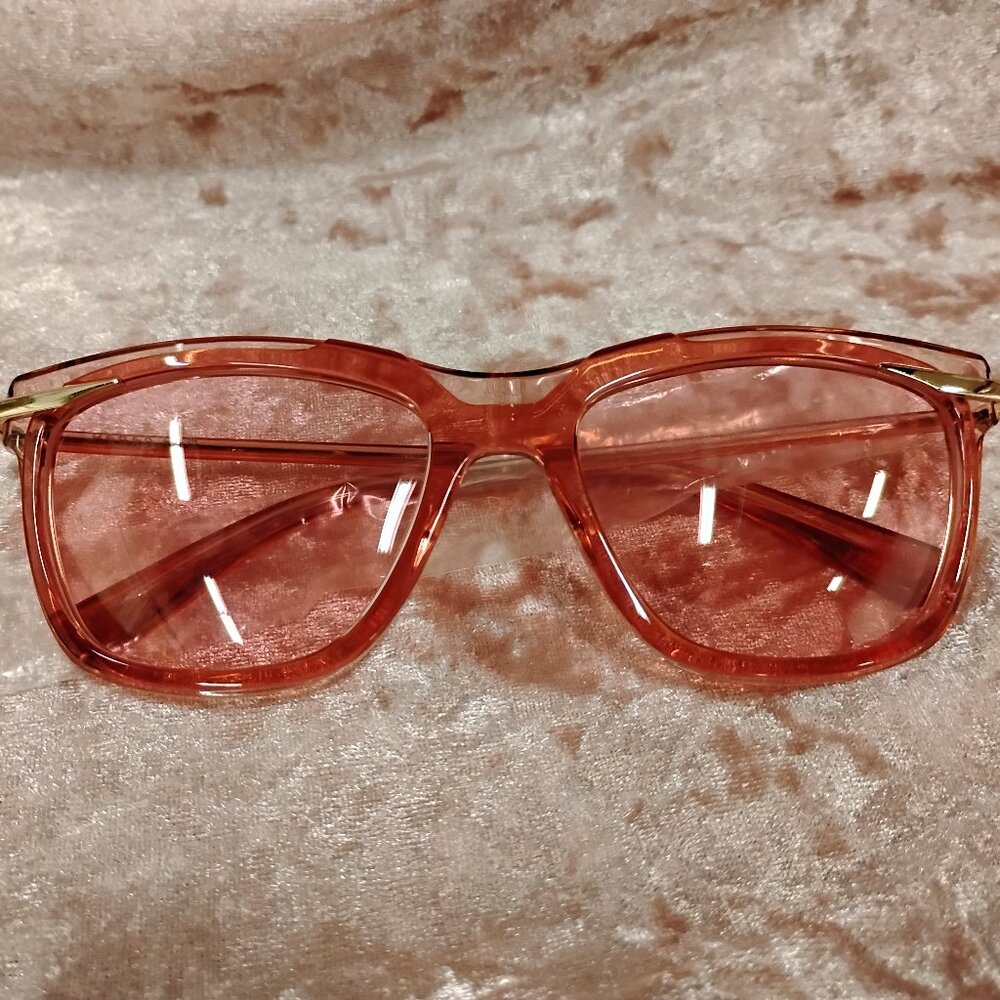 Derek Lam Vivian Pink Sunglasses - Picture 7 of 9